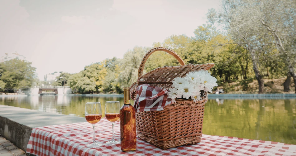 Hidden Gems and Local Food Spots in Eureka, United States